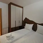 A 210 U Sklopu Hotela Vucko Private Host *