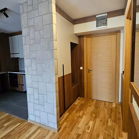 A 210 U Sklopu Hotela Vucko Private Host Apartman