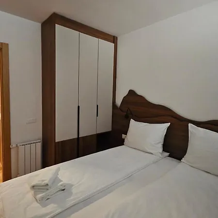 A 210 U Sklopu Hotela Vucko Private Host *